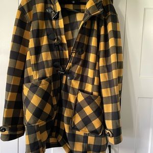 Big Chill Buffalo check in yellow and black.